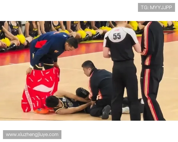 篮球赛季最新动态：明星球员伤情更新与球队战术调整分析 - 副本 (4)